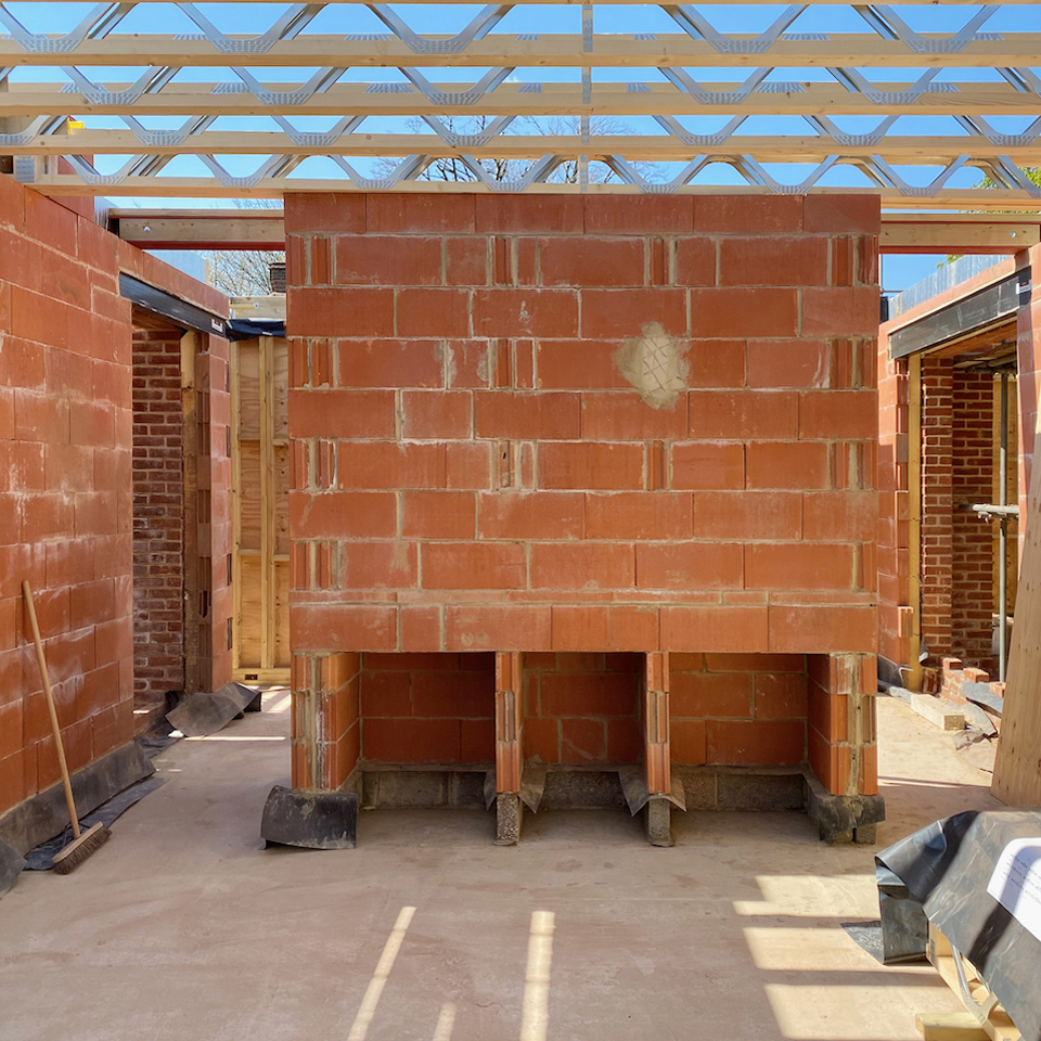 Courtyard house construction